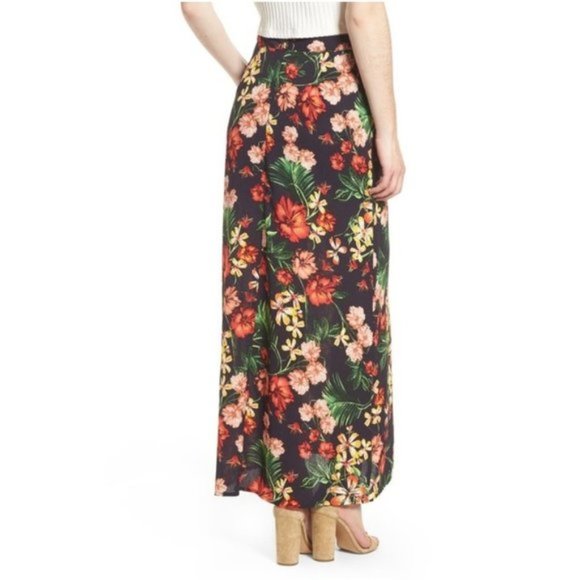 Lush Floral Hawaiian Print Maxi Skirt - Picture 2 of 6